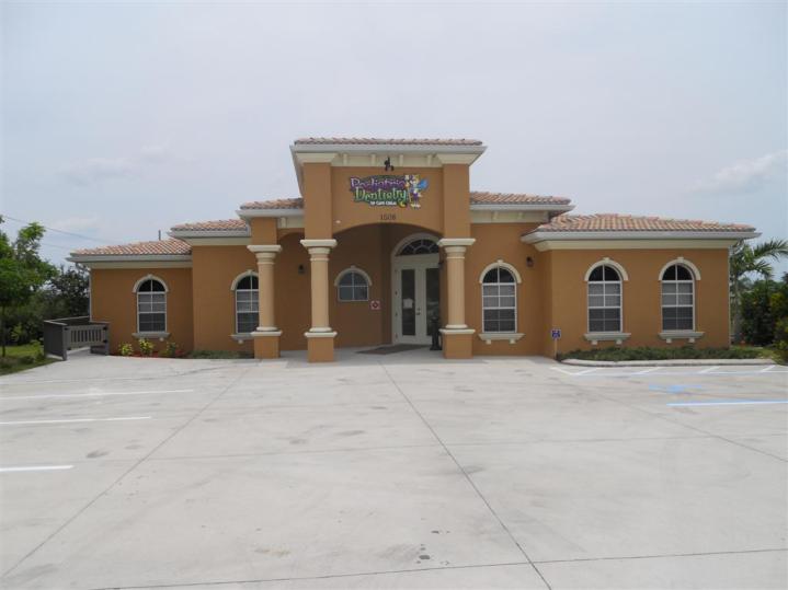dr erin taylor  cape coral office  may 232011 025 large.jpg