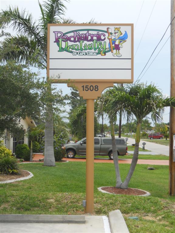 dr erin taylor  cape coral office  may 232011 027 large.jpg